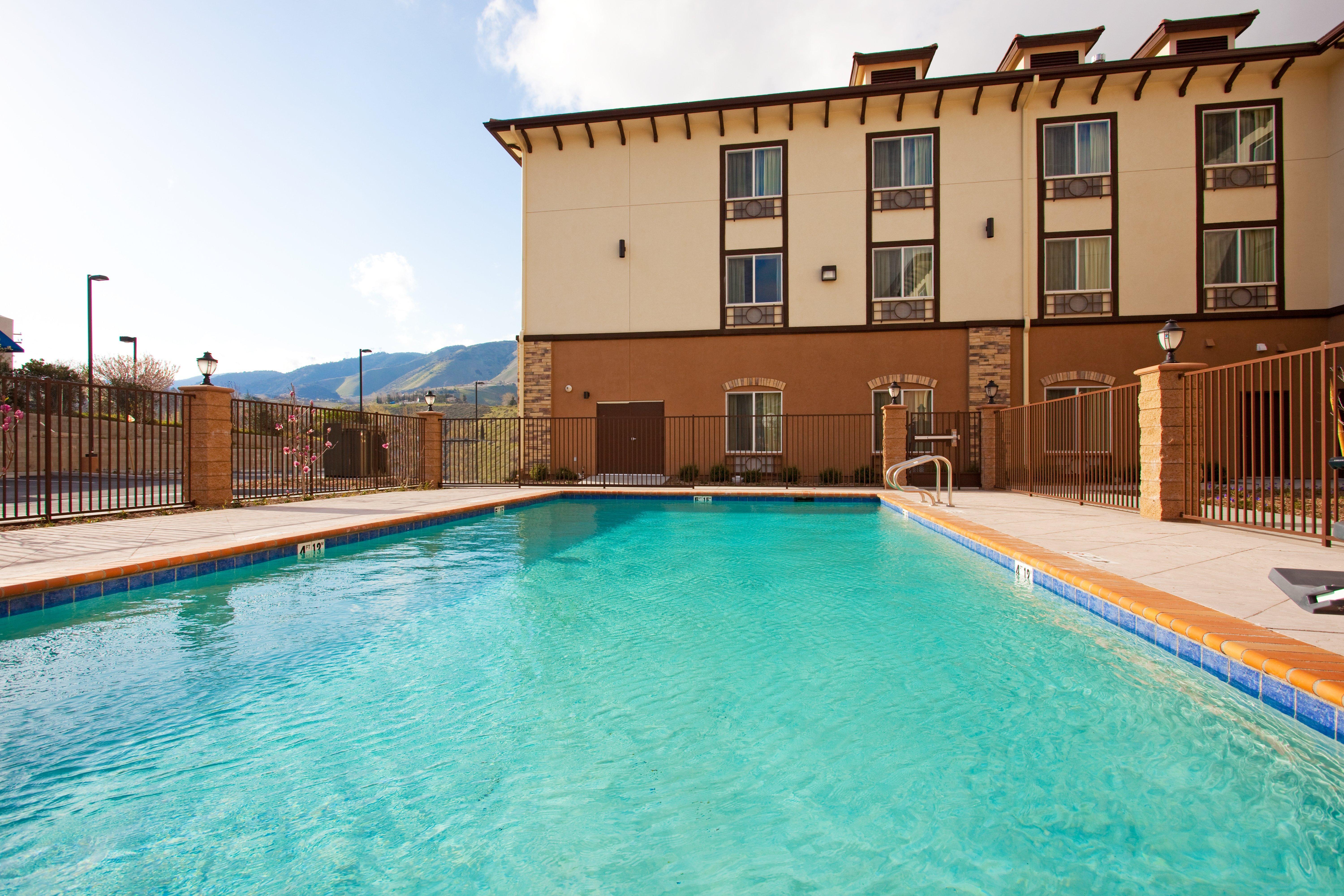 Holiday Inn Express & Suites Frazier Park By Ihg Lebec Zewnętrze zdjęcie